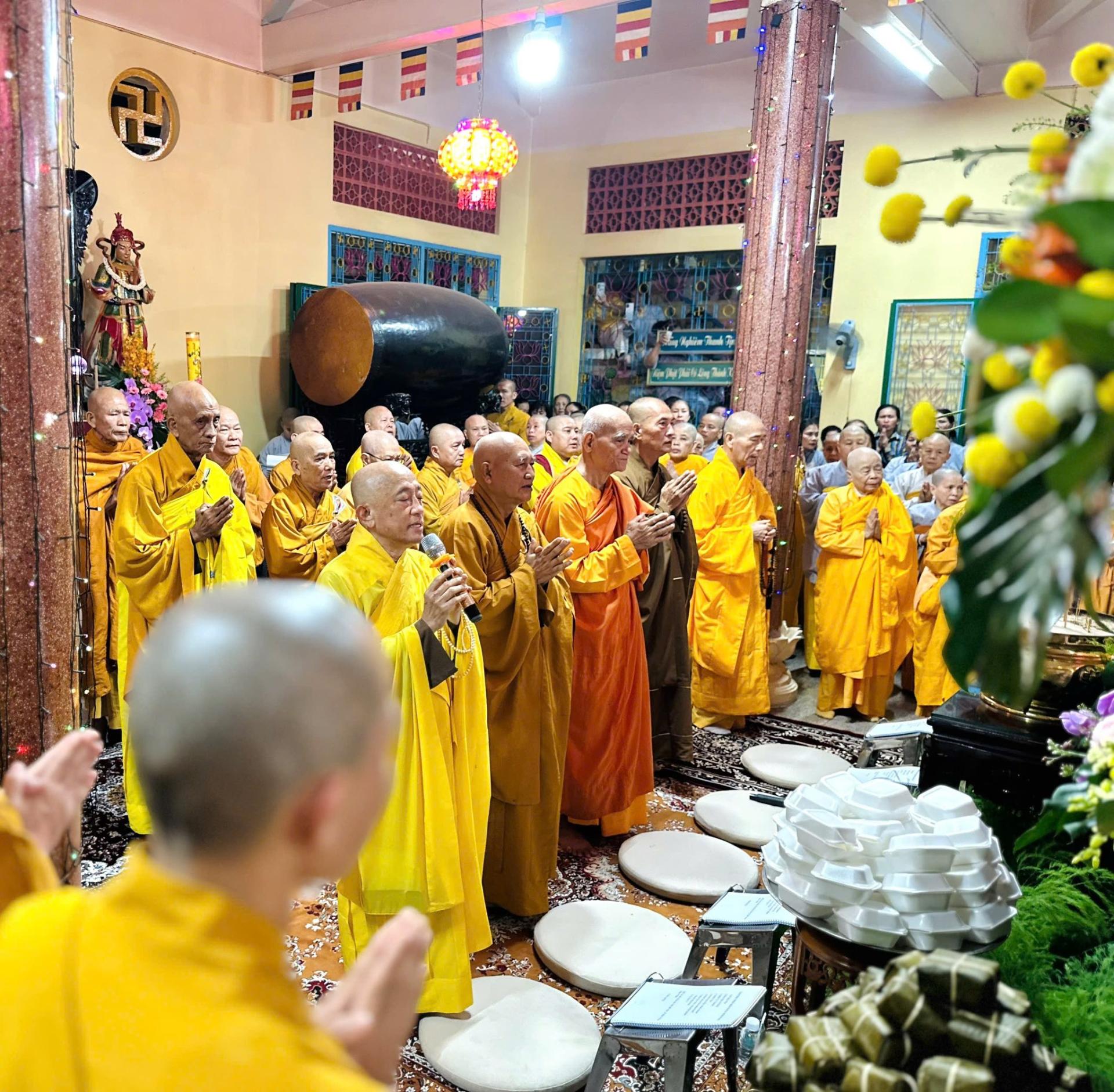 Bình Dương: Trang Nghiêm Lễ Hoàn Mãn Khóa Tu "Bá Nhật Trì Danh" Lần Thứ 60 Tại Nhất Nguyên Bửu Tự